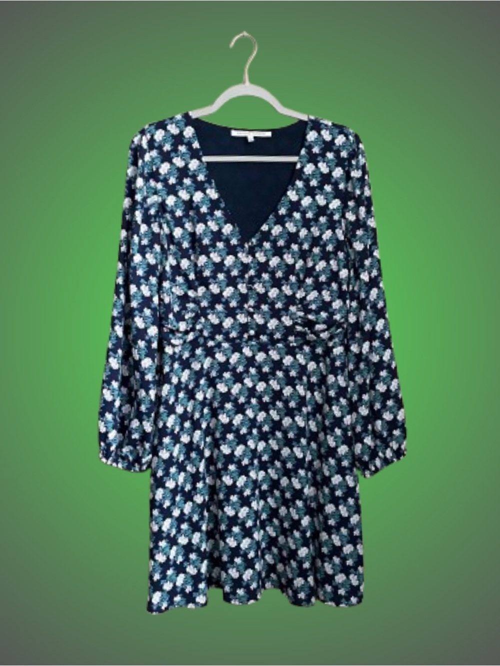 Floral print Collective Concepts dress w/ draped front sz Large